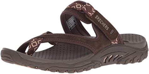 Stitched to perfection, the womens Skechers Go Walk Move flip flop thong sandal gives you a perfect look. . Skechers flip flops women